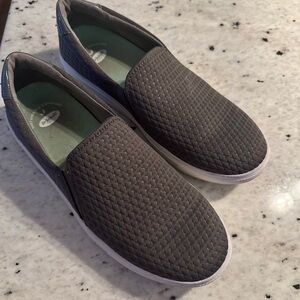 Dr. Scholl's Gray Quilted Women's Flats